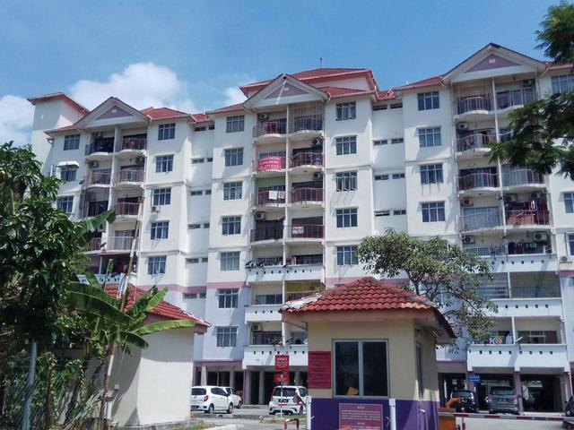 Apartment for sale in Kajang, Langat