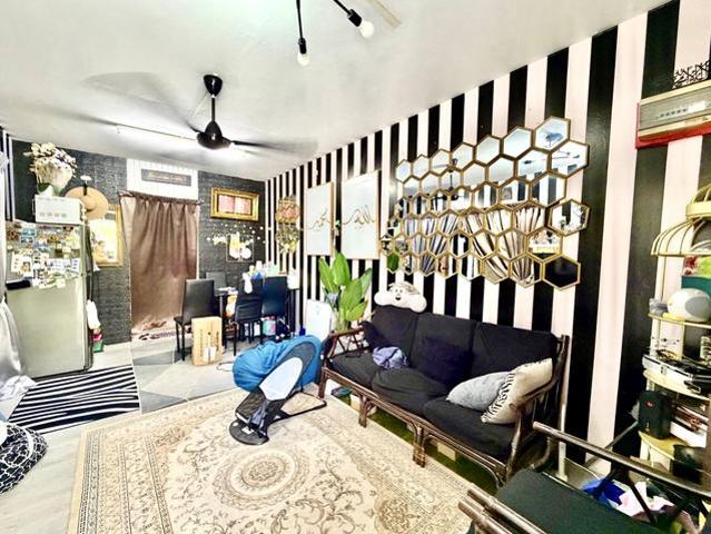 Flat for sale in Country Heights Damansara, Kuala Lumpur