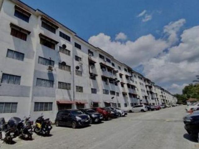 Flat for sale in Petaling, Subang Jaya