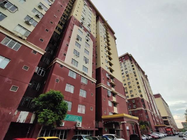 Apartment for sale in Bandar Sunway