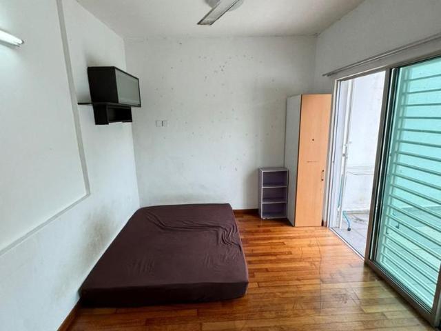 Room for rent in Port Klang, Selangor