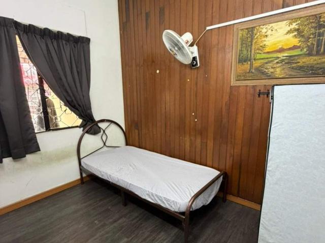 Room for rent in Petaling, Damansara Damai