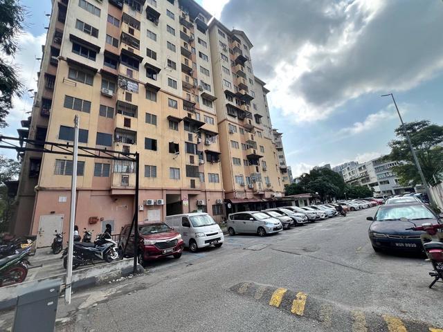 Apartment for sale in Country Heights Damansara, Kuala Lumpur