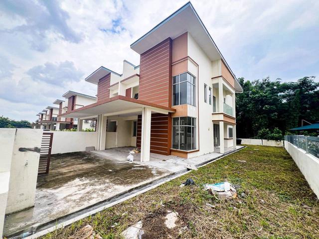 Residential House for sale in Petaling, Alam Impian