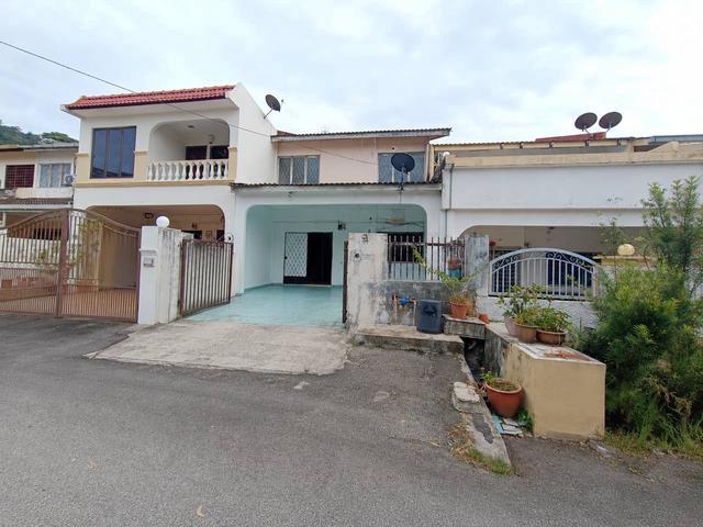 Terraced House for sale in Langat, Selangor