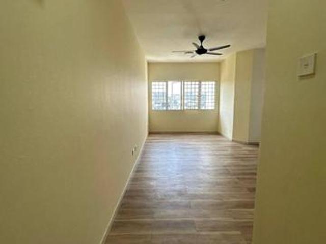 Apartment for sale in Kajang, Langat
