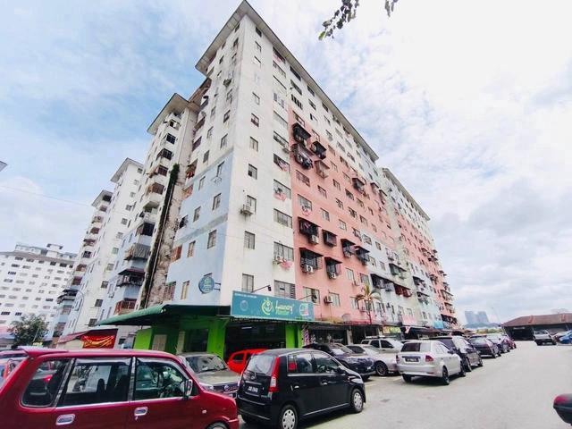 Apartment for sale in Petaling, Subang Jaya