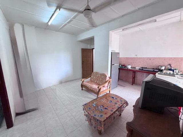 Apartment for sale in Malaka