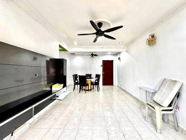 Apartment for sale in Petaling, Damansara Damai