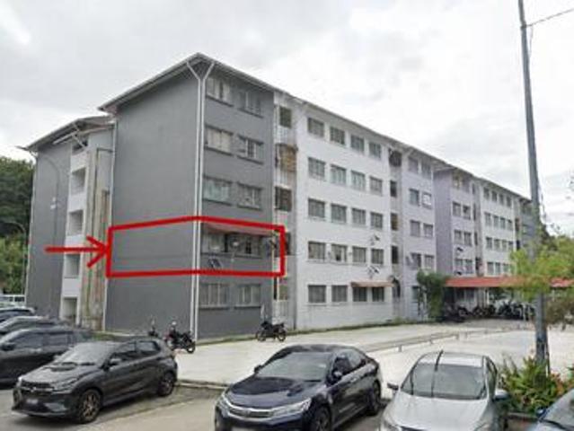 Apartment for sale in Malaka