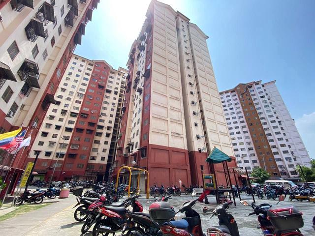Apartment for sale in Country Heights Damansara, Kuala Lumpur