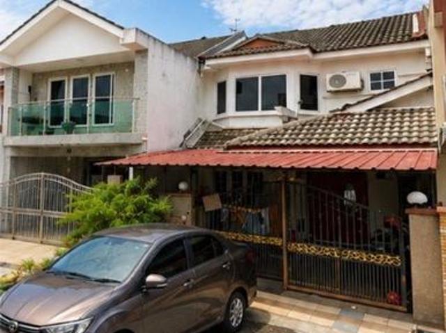 Terraced House for sale in Langat, Selangor