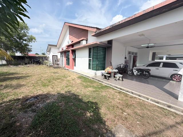Residential House for sale in Pekan, Pahang