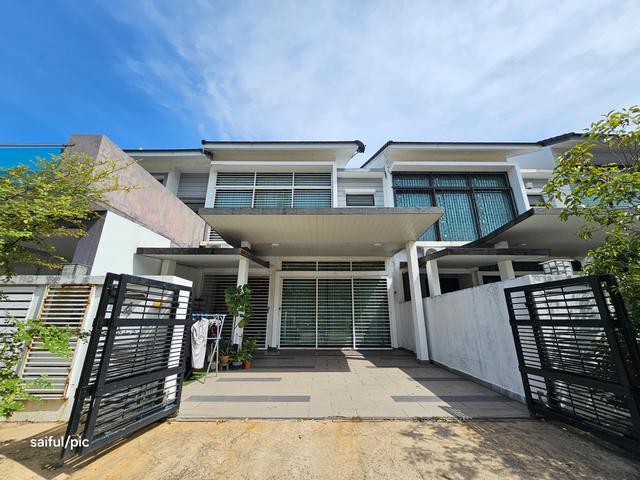 Terraced House for sale in Petaling, Alam Impian