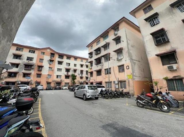 Apartment for sale in Petaling, Damansara Damai