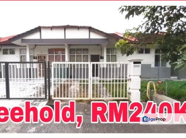 House for sale in Sendayan Village, Negeri Sembilan