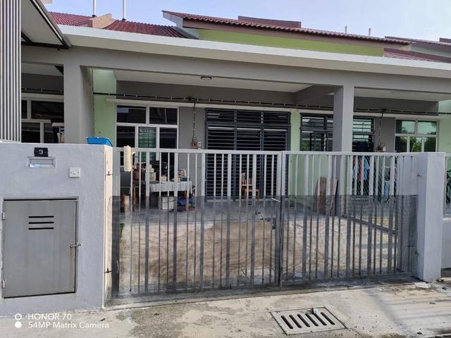 Terraced House for sale in Tanjong Sepat, Selangor