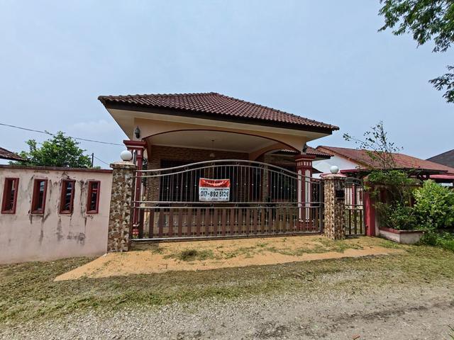 Bungalow for sale in Kota Bharu