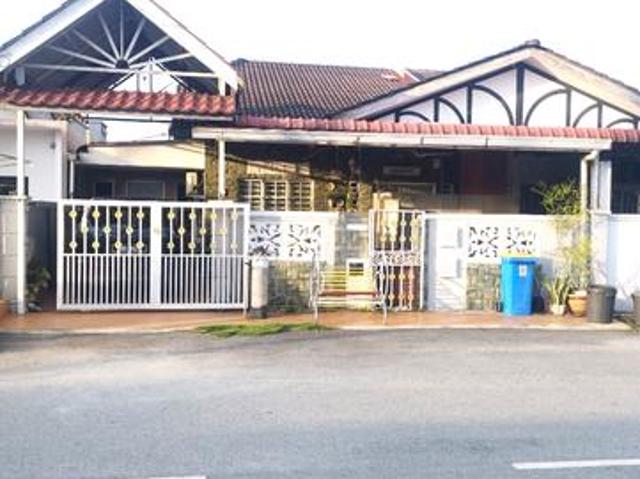 House for sale in Banting, Selangor