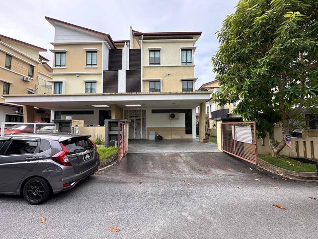 Residential House for sale in Kajang, Langat