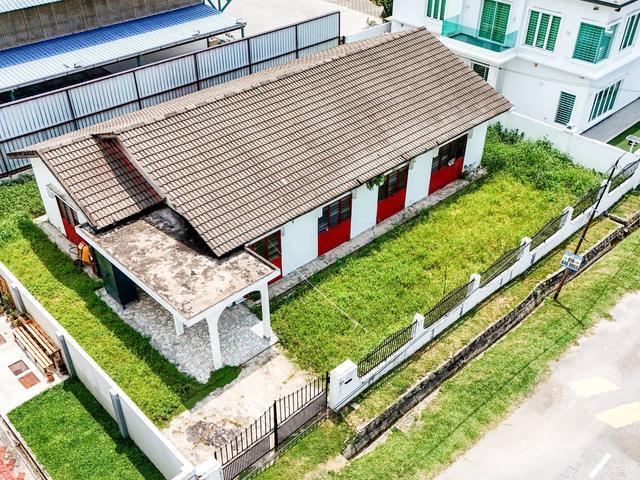 Bungalow for sale in Petaling, Subang Jaya