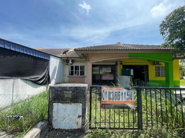 Terraced House for sale in Banting, Selangor
