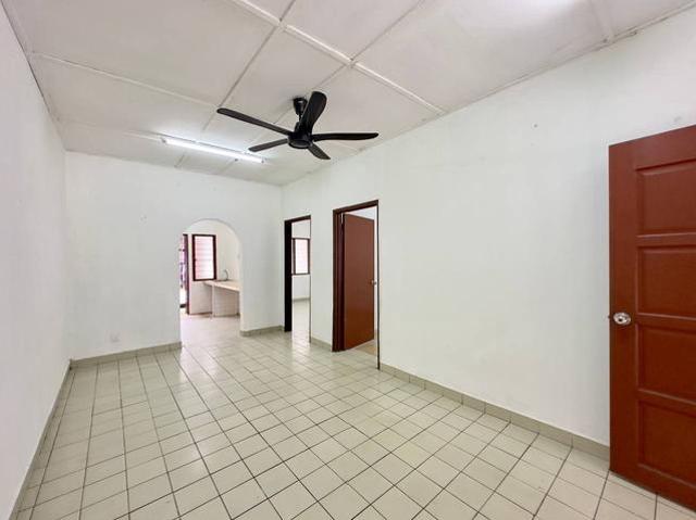 Terraced House for sale in Petaling, Alam Impian
