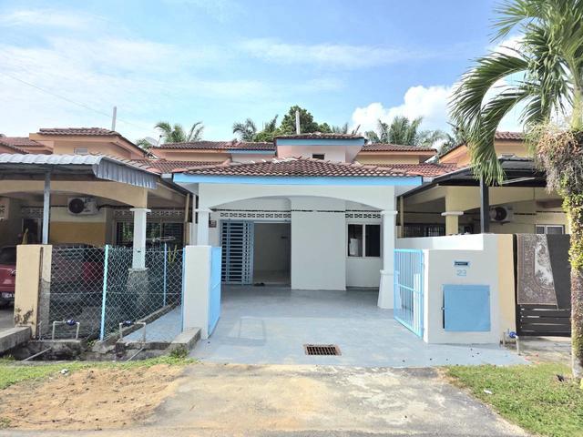 Terraced House for sale in Tanjong Sepat, Selangor