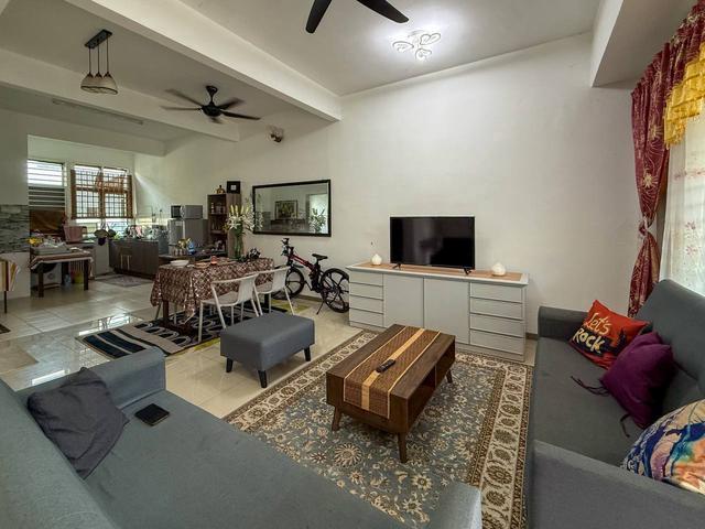 Terraced House for sale in Tanjong Sepat, Selangor