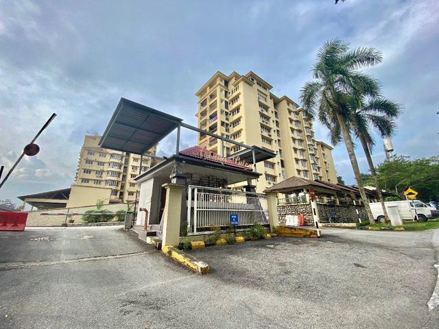 Condominium for sale in Petaling, Alam Impian