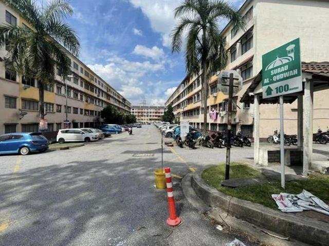Flat for sale in Petaling, Damansara Damai