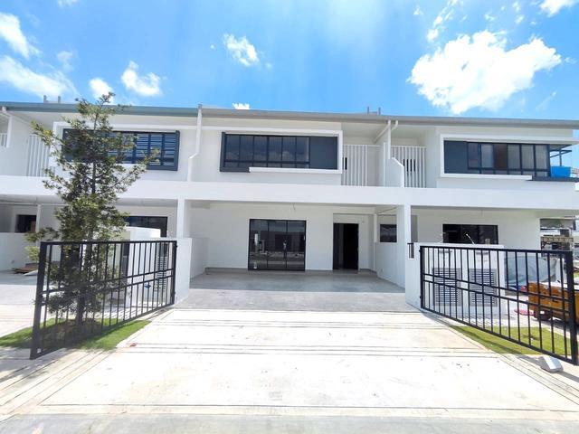 Terraced House for sale in Tanjong Sepat, Selangor