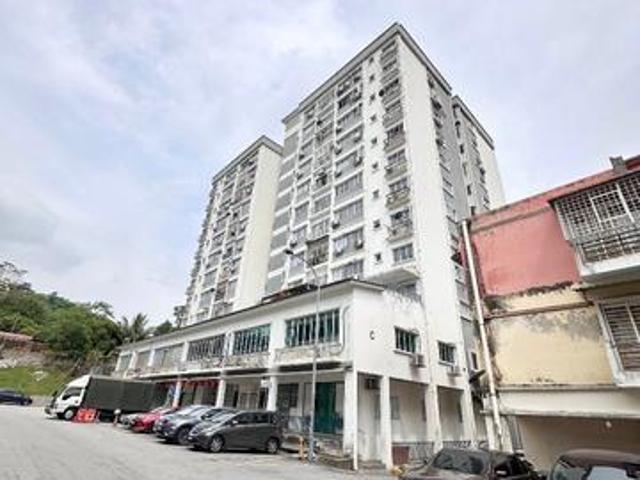 Apartment for sale in Langat, Selangor