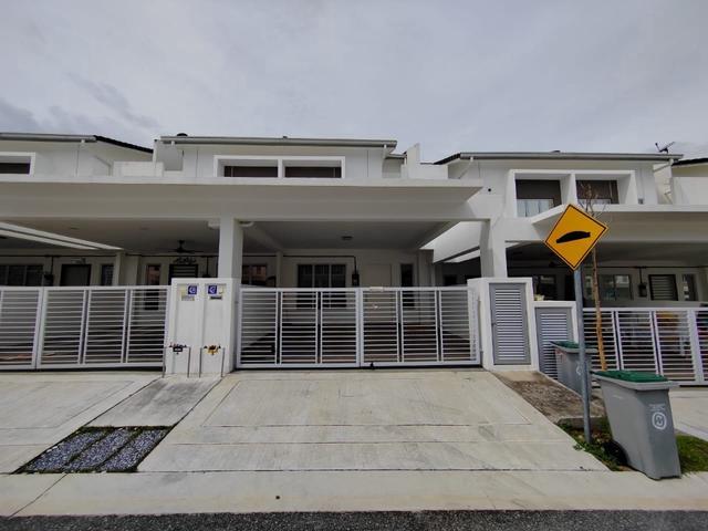 Terraced House for sale in Sendayan Village, Negeri Sembilan