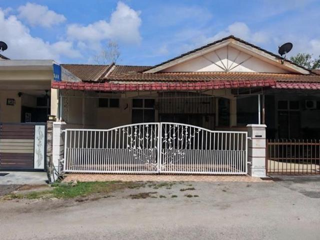 Terraced House for sale in Sendayan Village, Negeri Sembilan