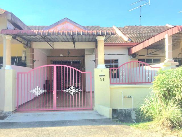 Terraced House for sale in Batu Pahat, Johor