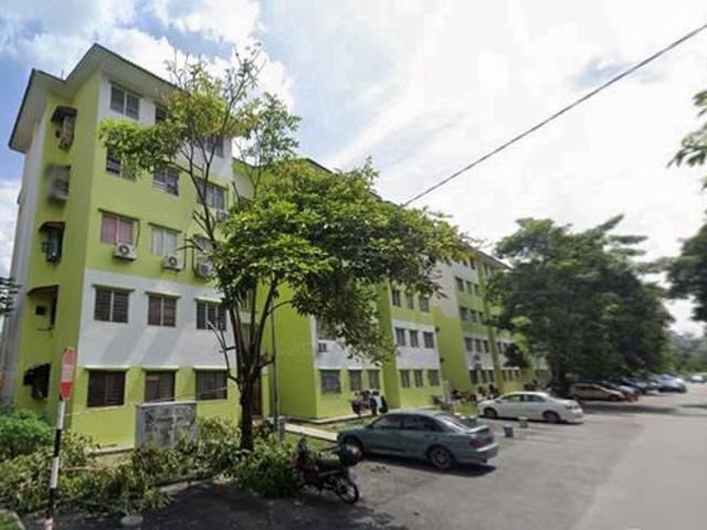 Flat for sale in Petaling, Subang Jaya