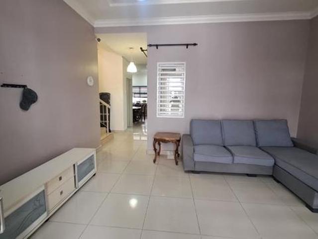Townhouse for rent in Saujana, Selangor