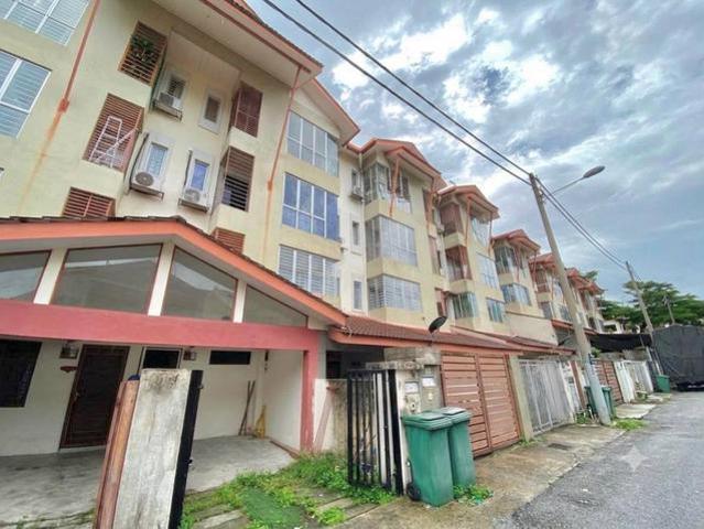 Townhouse for sale in Selayang, Selangor