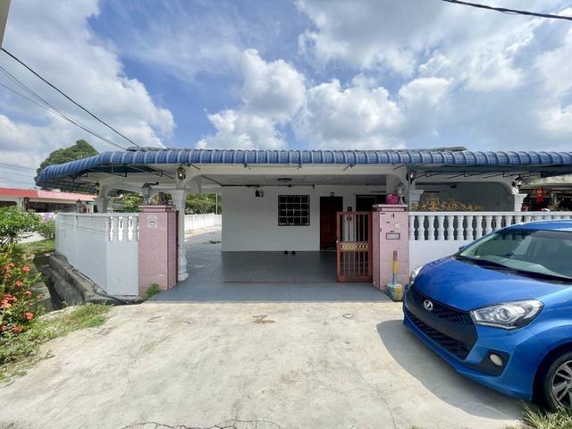 Terraced House for sale in Kuala Selangor, Selangor