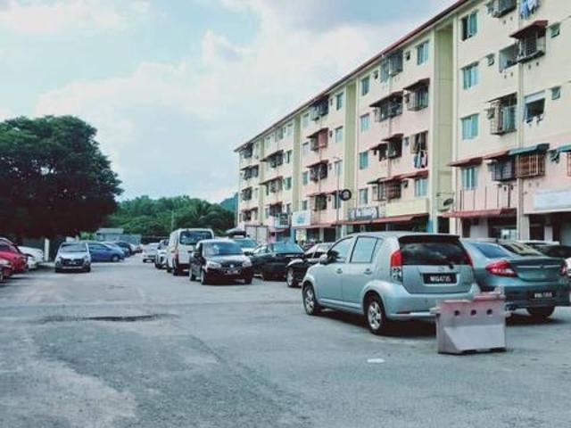 Flat for sale in Kajang, Langat