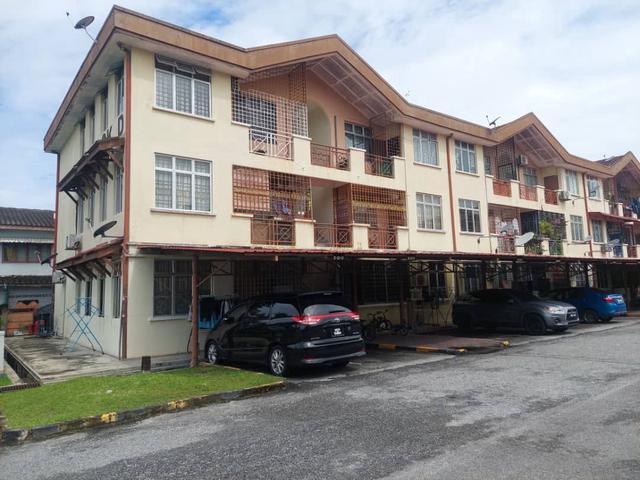 Apartment for sale in Country Heights Damansara, Kuala Lumpur