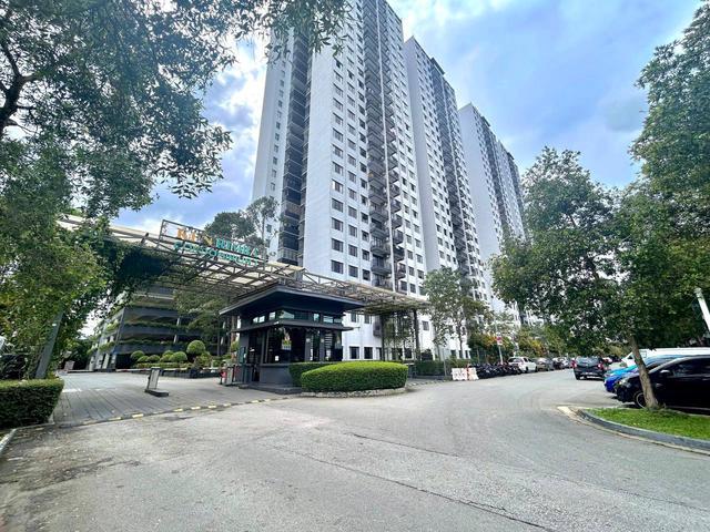 Condominium for sale in Petaling, Alam Impian