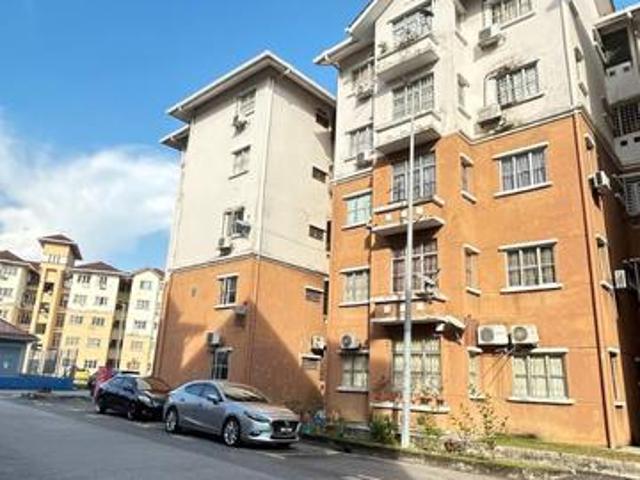 Apartment for sale in Petaling, Damansara Damai