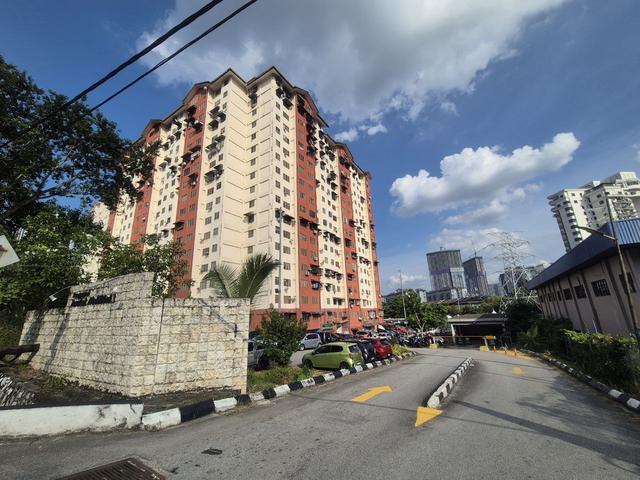 Apartment for sale in Country Heights Damansara, Kuala Lumpur