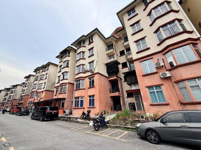Apartment for sale in Langat, Selangor