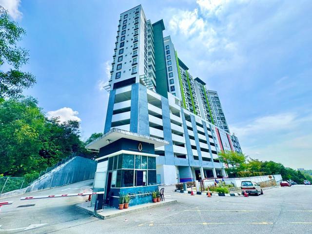 Condominium for sale in Petaling, Alam Impian