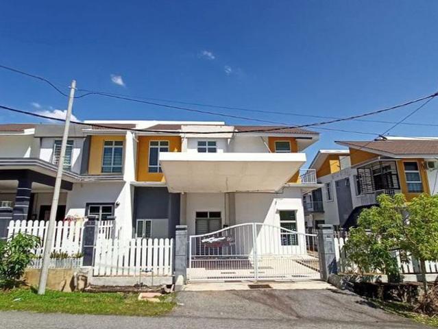 Residential House for sale in Malaka