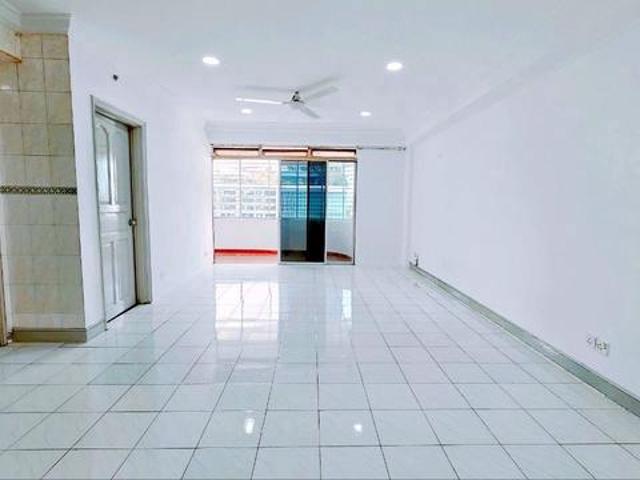 Apartment for sale in Country Heights Damansara, Kuala Lumpur