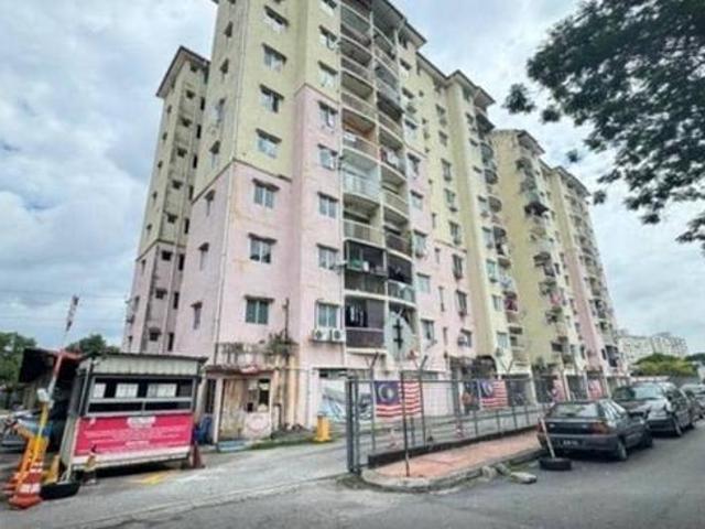 Apartment for sale in Petaling, Damansara Damai